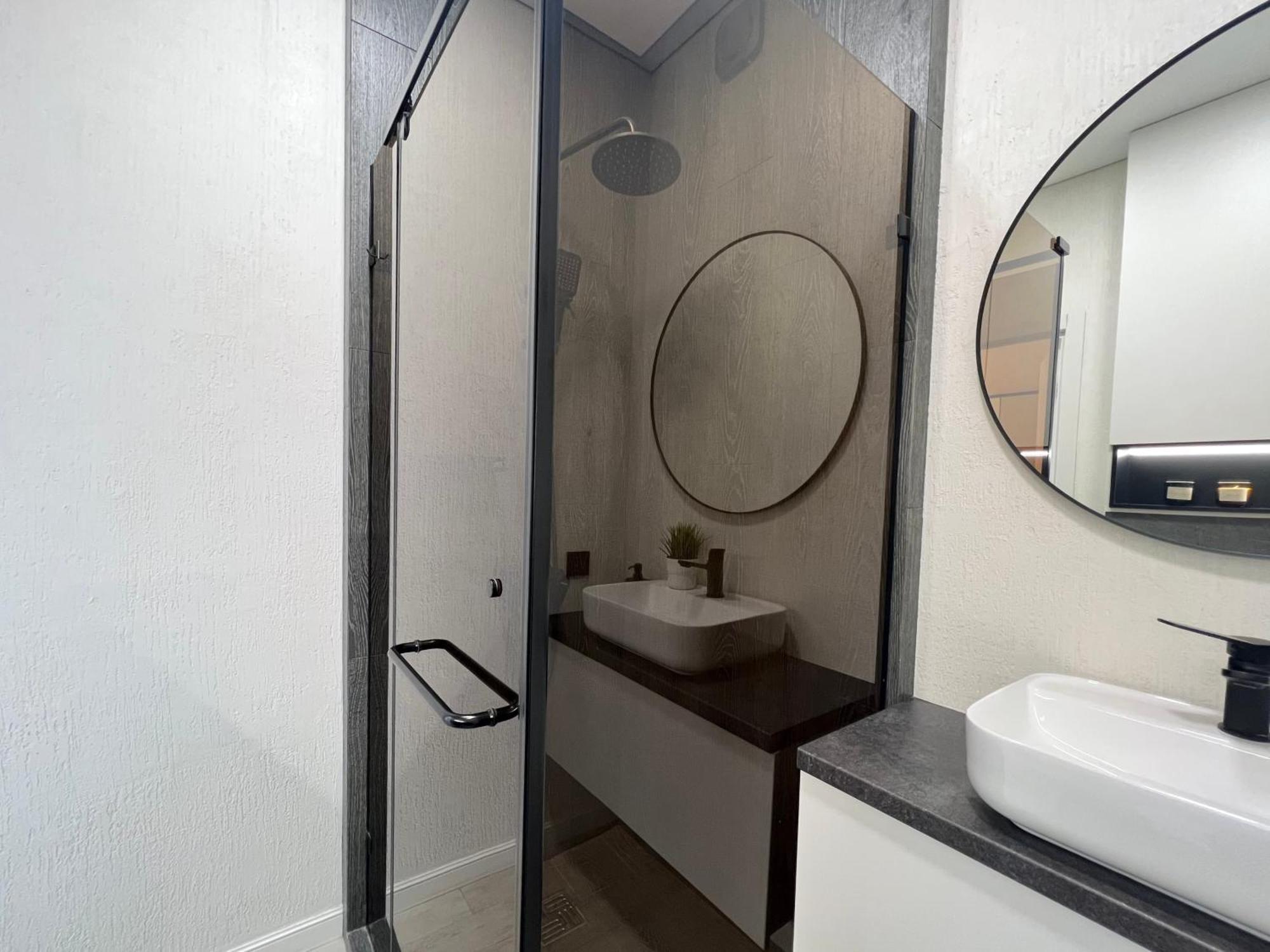 Lux Аппартаменты Smart #2 Pavlodar Esterno foto